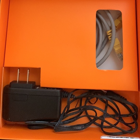 Brand New Roku 2 - Picture 3 of 3